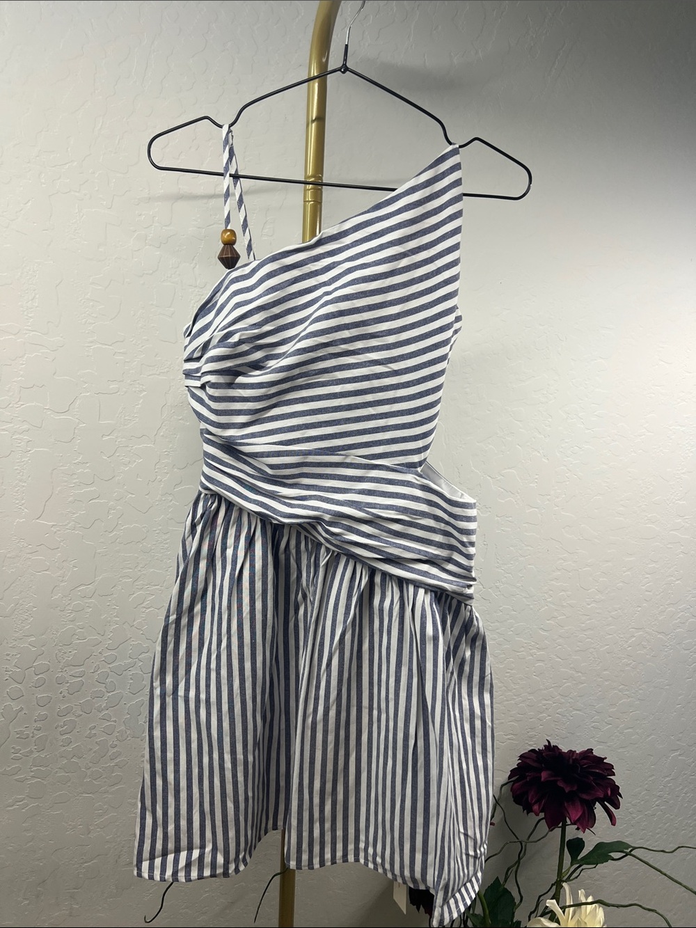 Commense Striped cut out One-Shoulder Mini Dress - Picture 5 of 5